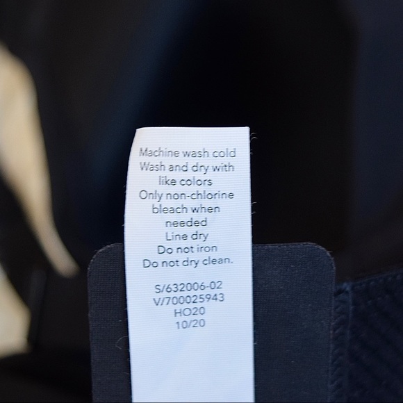 ATHLETA Advance Sprint Bra, Black, Size 38DD - Picture 9 of 15